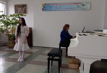 Чествуем наших лауреатов! Хадижа Белхароева